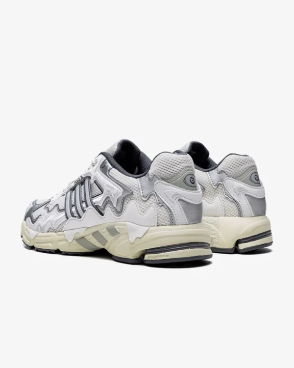 Adidas X Bad Bunny Response Wonder - Imagen 4