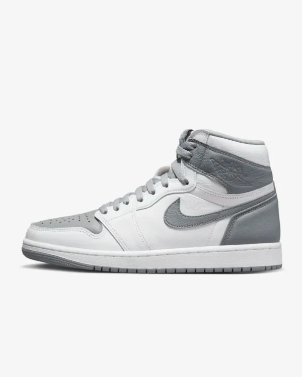 Jordan 1 Retro High OG Stealth