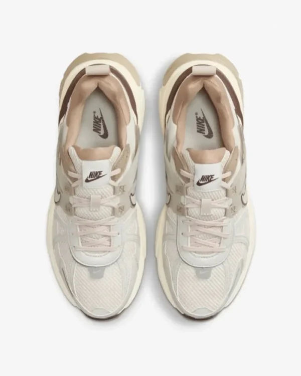 Nike V2K Run Orewood Brown - Imagen 4