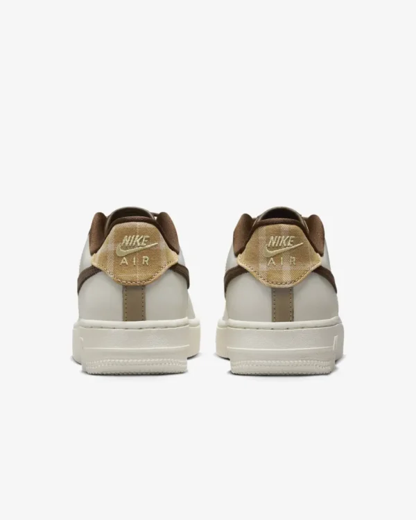 Nike Air Force 1 LV8 - Imagen 5