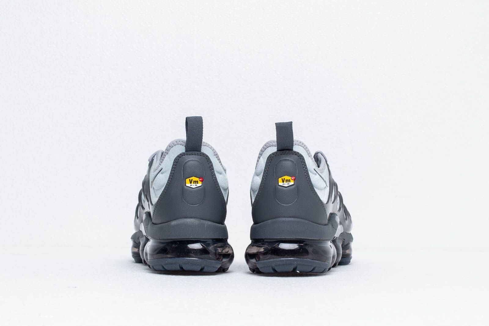 Nike Air Vapormax Plus - Imagen 5